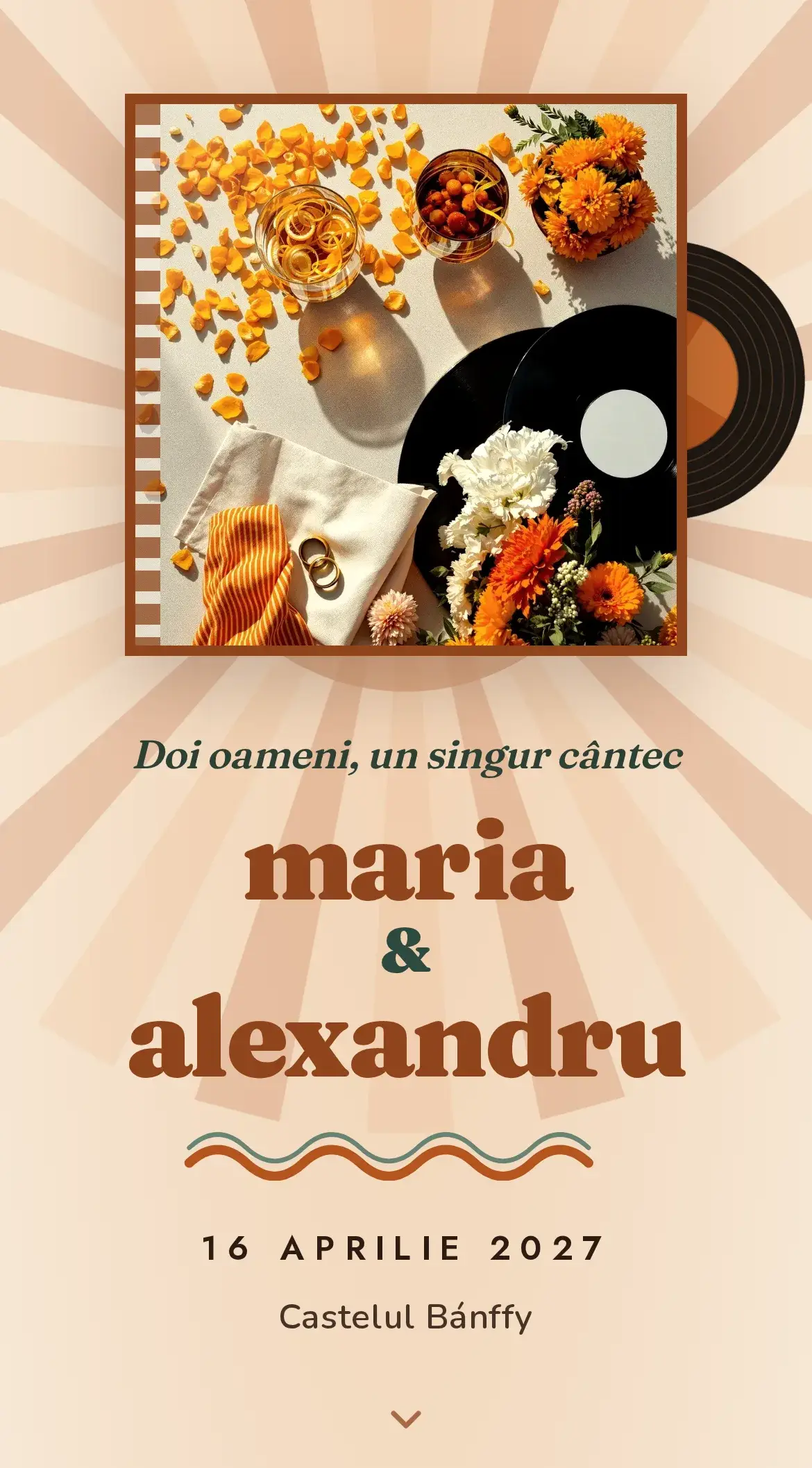 Invitație digitală de nuntă în stil retro, cu o copertă de disc de vinil, pahare de cocktail și gălbenele portocalii pe o masă din anii '70